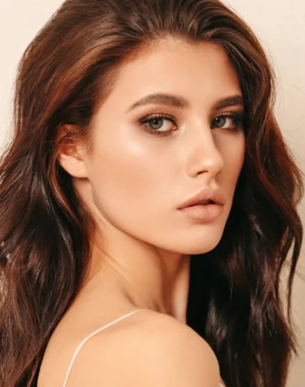 Side profile showing thick, evenly distributed hair density